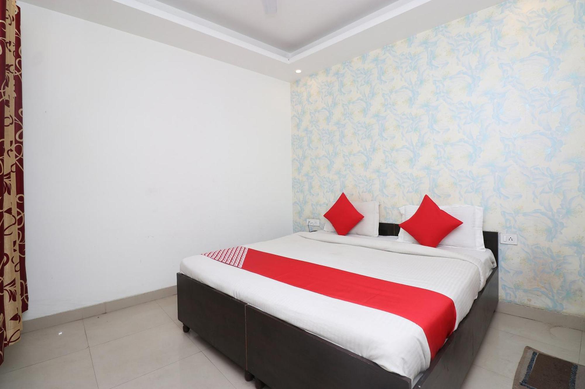 Oyo Flagship Hotel Daimond New Delhi Exterior photo