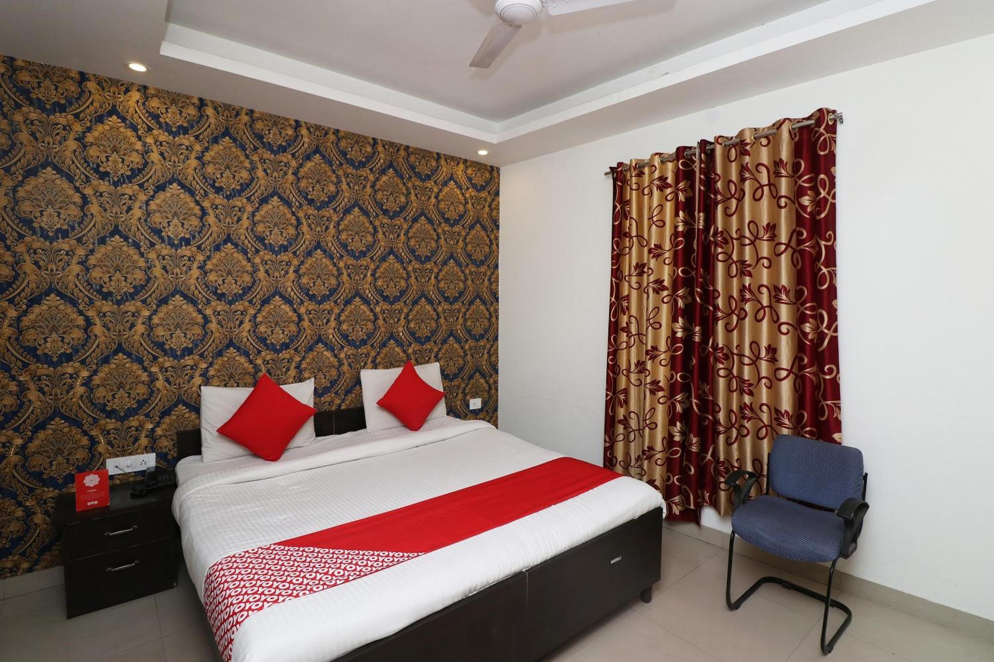 Oyo Flagship Hotel Daimond New Delhi Exterior photo