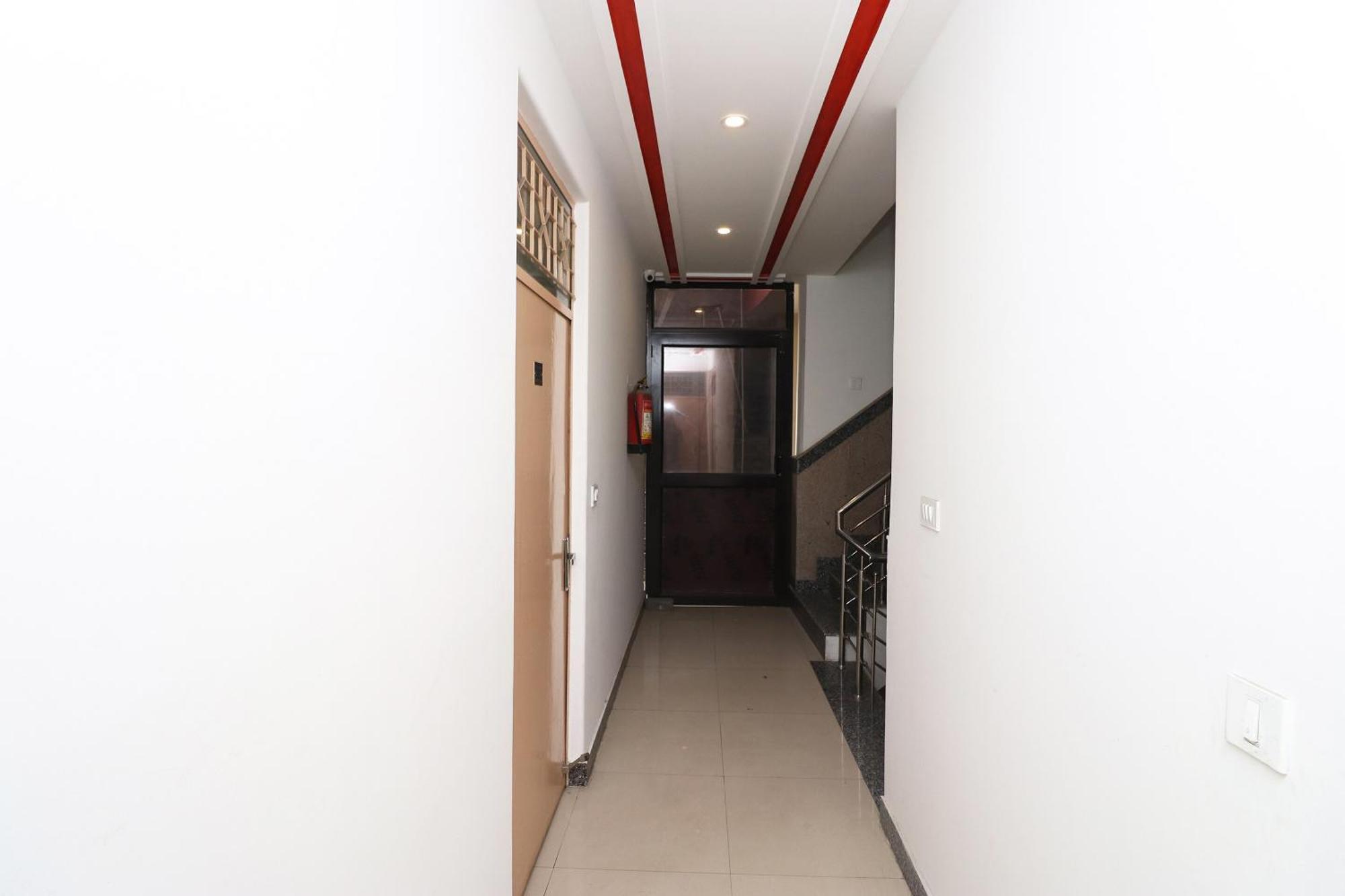 Oyo Flagship Hotel Daimond New Delhi Exterior photo