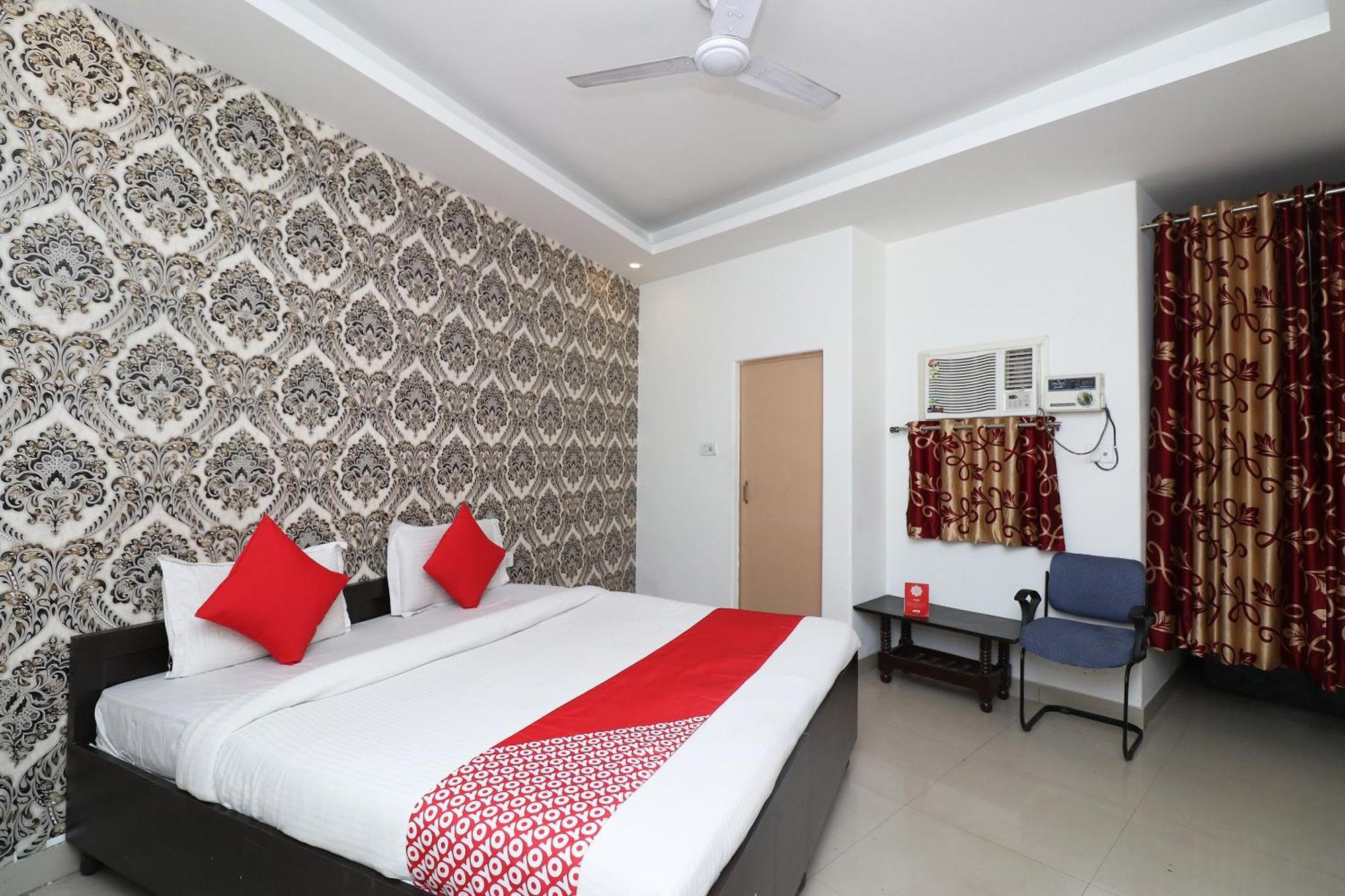 Oyo Flagship Hotel Daimond New Delhi Exterior photo
